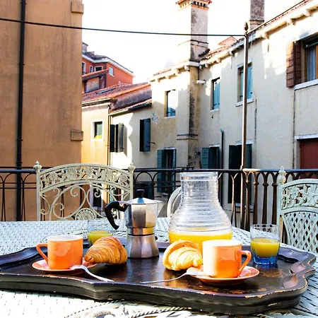 La Terrazza Di San Marco - Luxury Apartamento