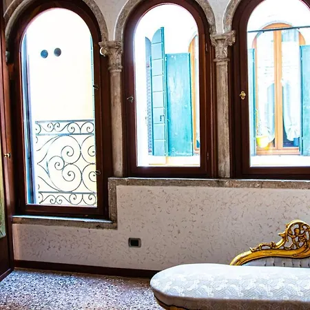 La Terrazza Di San Marco - Luxury Daire Venedik