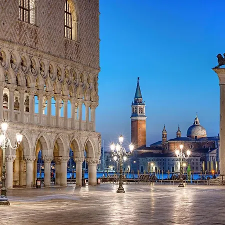 La Terrazza Di San Marco - Luxury Daire Venedik